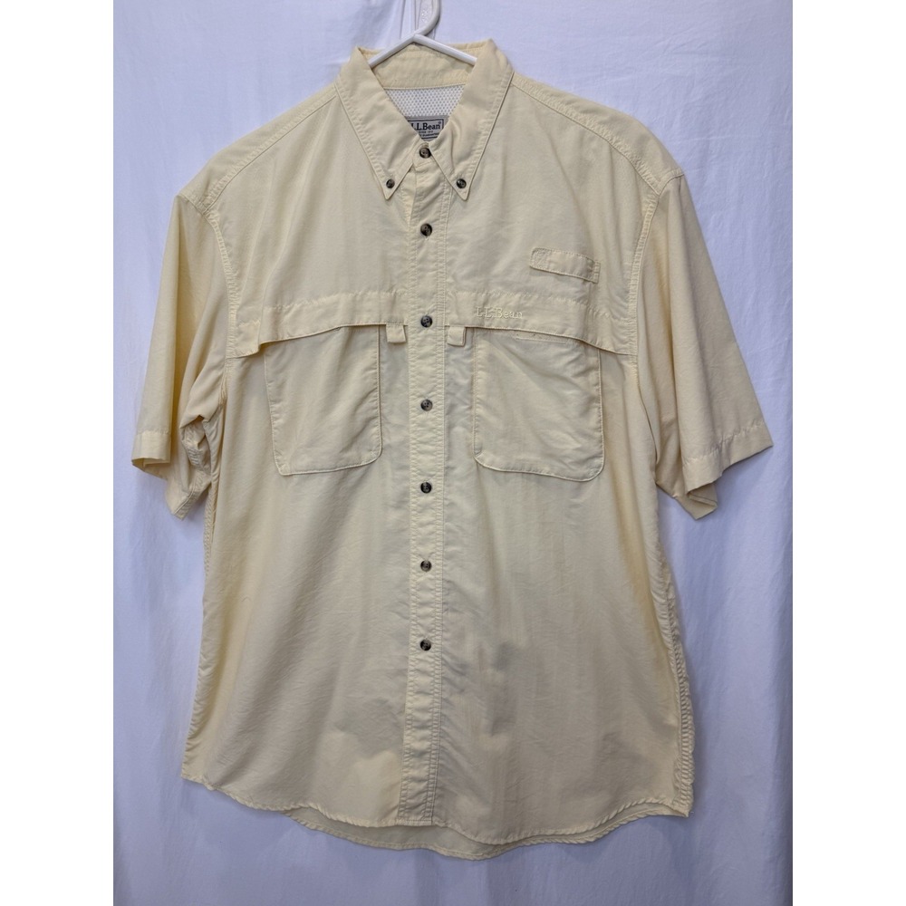 LL Bean Regular Fit‎ Medium M Yellow Vented  Shortsleeve Buttonup Shirt Pockets